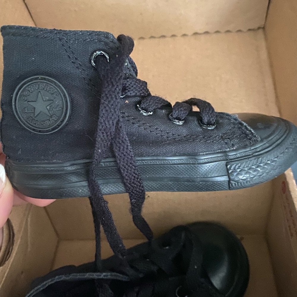 Toddler black high top converse